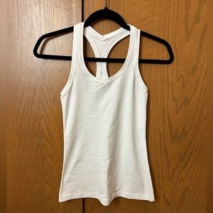 Lululemon tank
